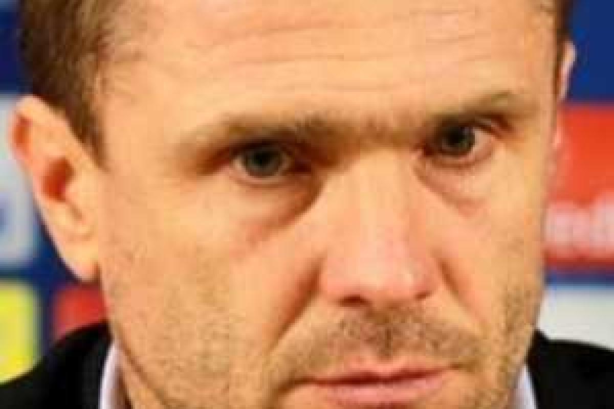 Ребров попал в топ-20 лучших тренеров мира Ребров попал в топ-20 лучших тренеров мира