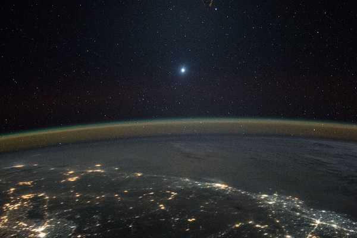 Открыта самая яркая звезда во Вселенной