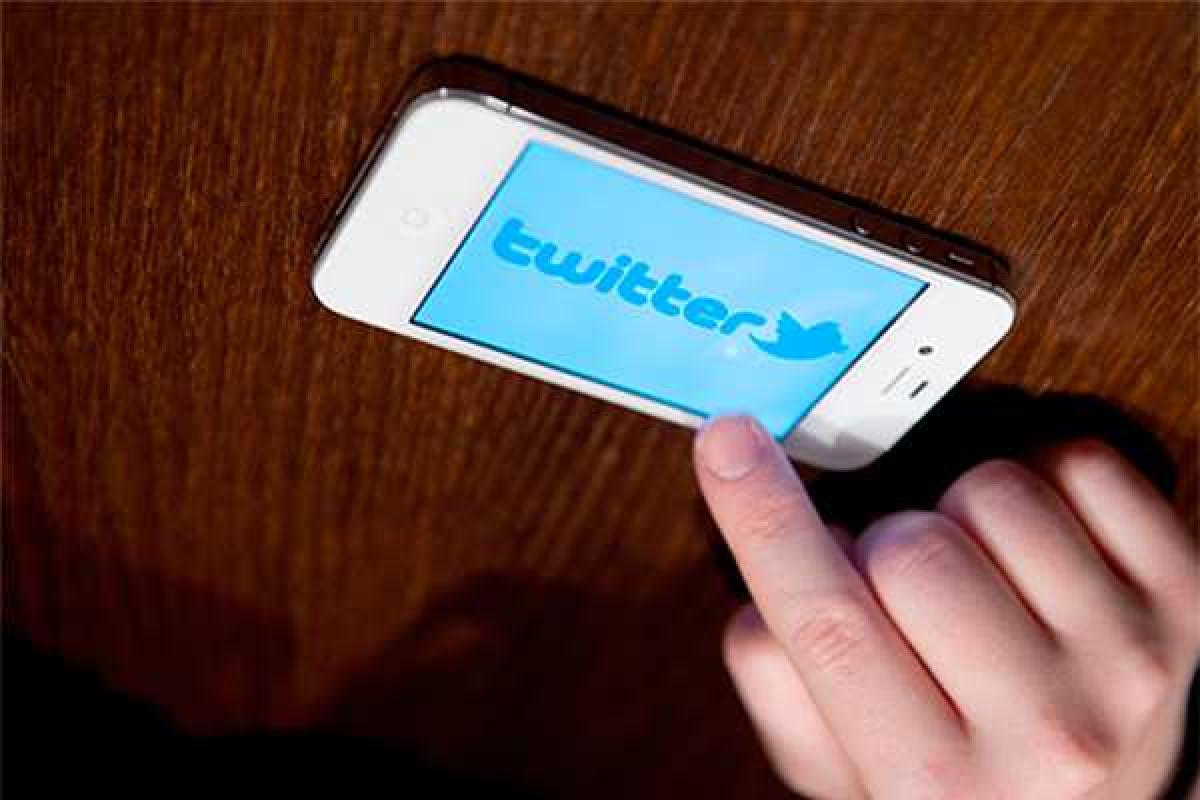 Twitter стал недоступен по всему миру Twitter стал недоступен по всему миру