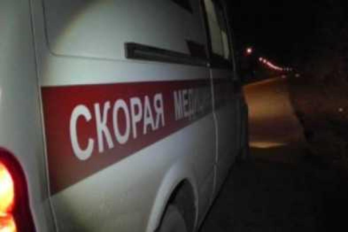 В Мариуполе 18-летний парень бросился под карету "скорой помощи" В Мариуполе 18-летний парень бросился под карету "скорой помощи"