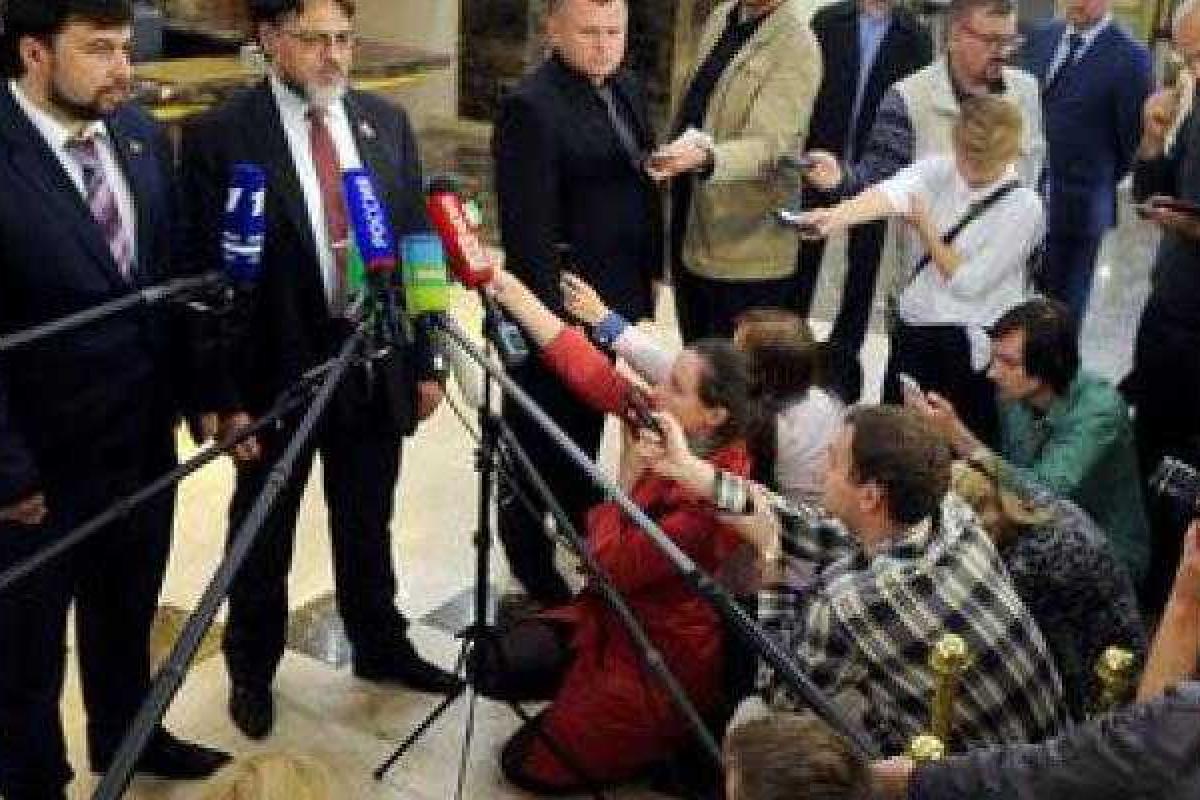 Эксперт об изменениях в Конституцию: Россия в любой момент может дернуть стоп-кран