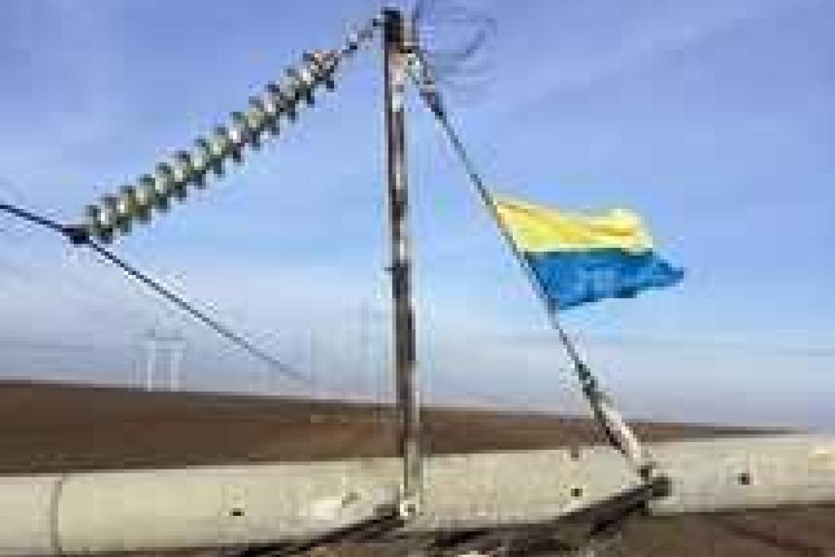 В Крыму проведут опрос, нужен ли полуострову новый контракт на поставки электричества из Украины В Крыму проведут опрос, нужен ли полуострову новый контракт на поставки электричества из Украины