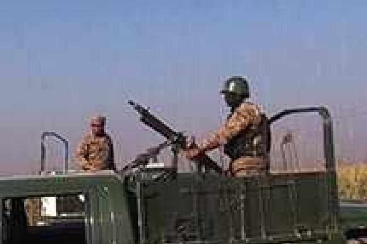 В Пакистане боевики захватили университет, студентов убивали выстрелами в голову