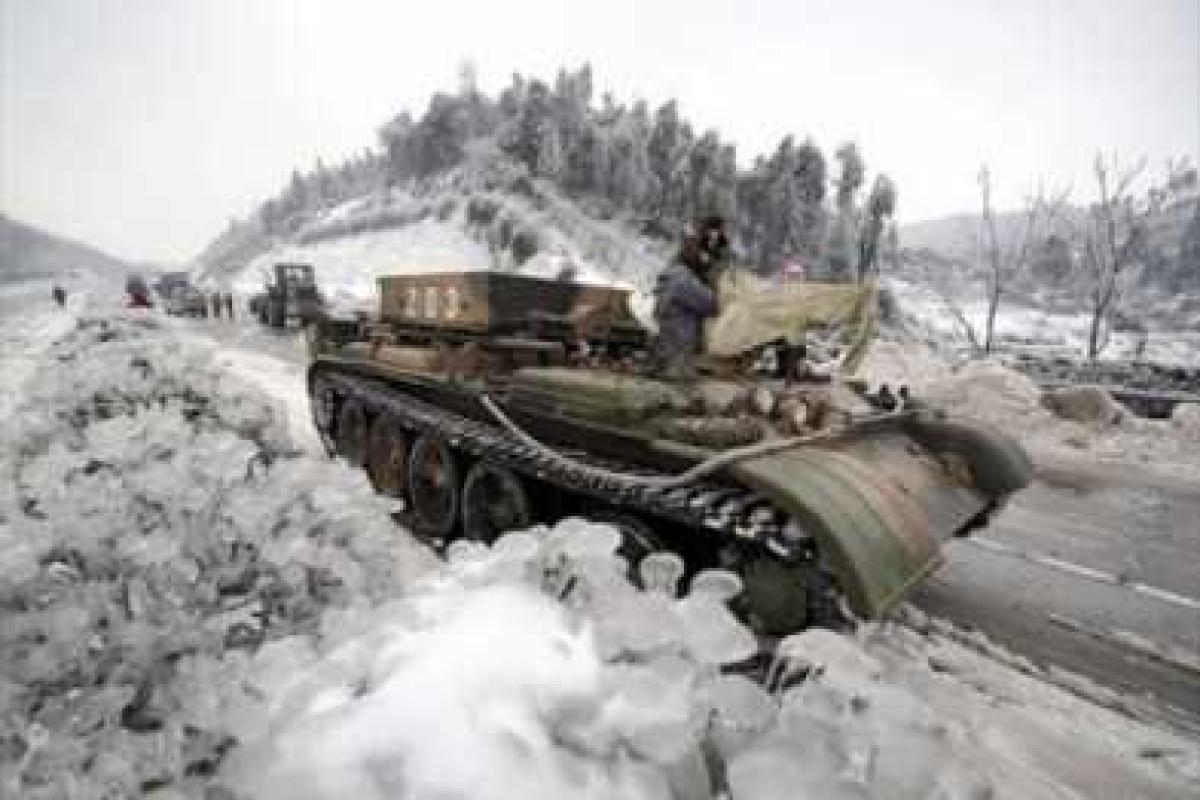 В ОБСЕ передана информация о танках и САУ боевиков "ДНР" под Донецком  В ОБСЕ передана информация о танках и САУ боевиков "ДНР" под Донецком