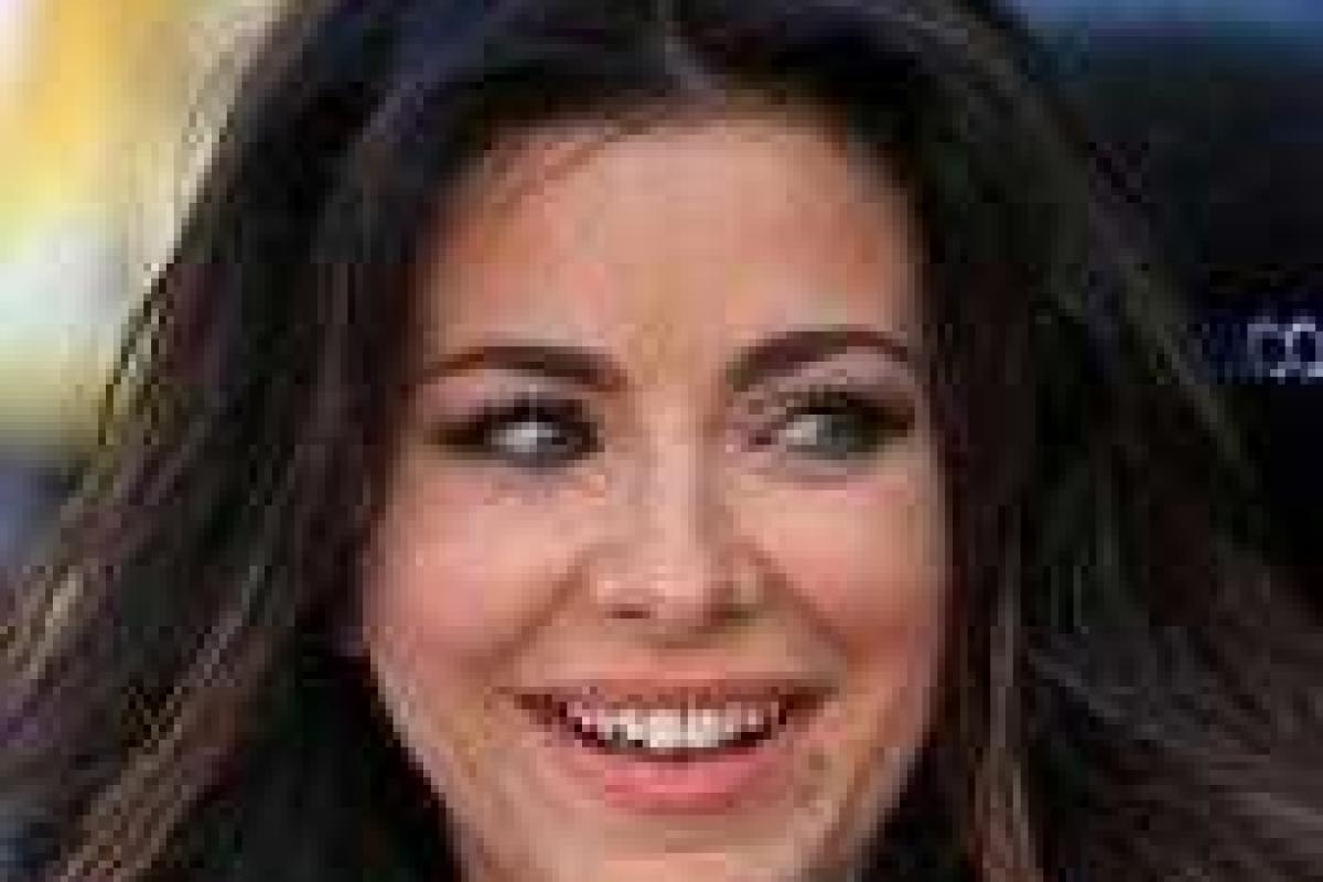 Фанаты заметили, что у Ани Лорак увеличилась грудь