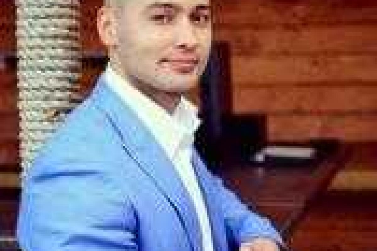 Ради участника "Дома-2" взрослая женщина бросила своего ребенка