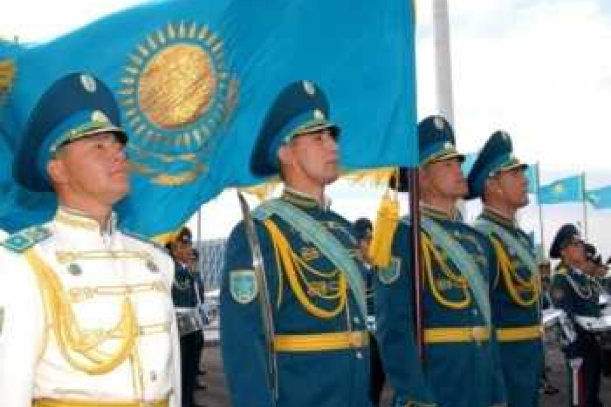 Армия Казахстана приведена в высшую степень боевой готовности на границе с Россией