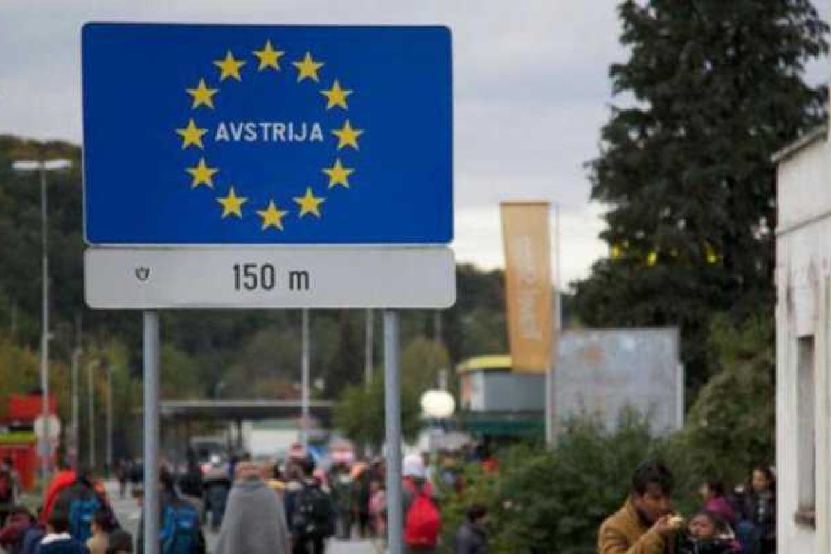Австрия остановила действие Шенгена