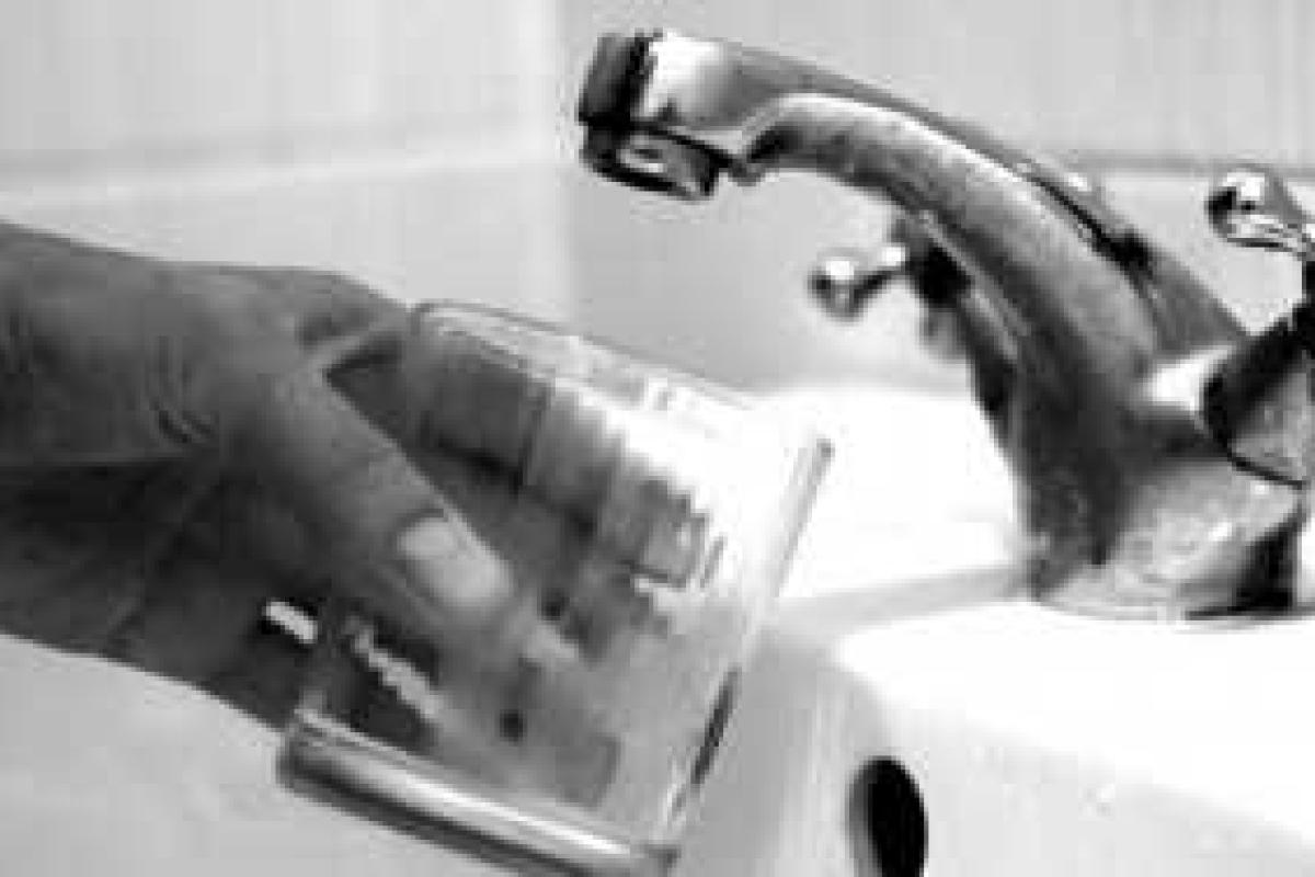 Горловчане жалуются на проблемы с водоснабжением Горловчане жалуются на проблемы с водоснабжением