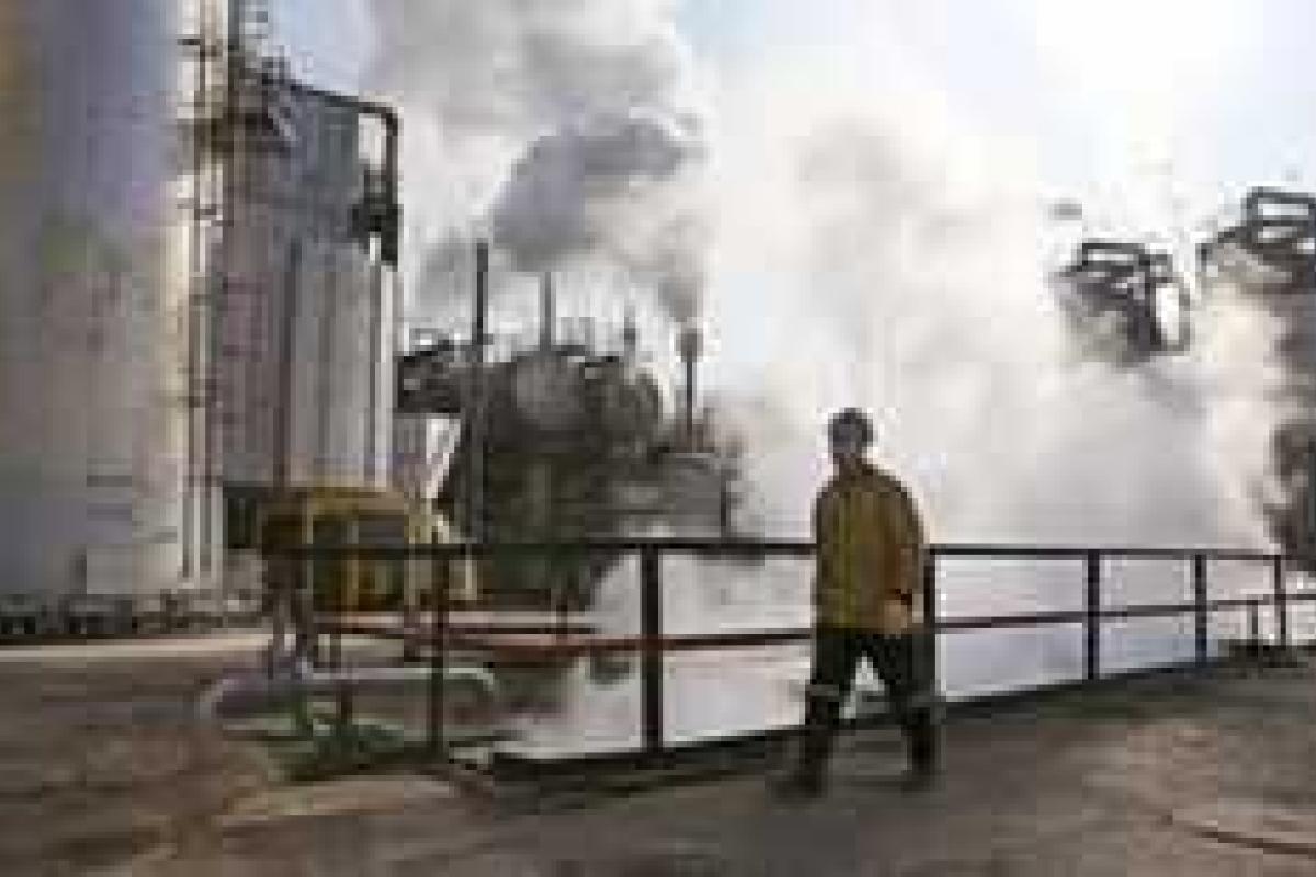 Баррель нефти Brent опустился ниже 28 долларов