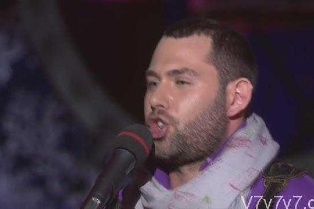 «Пускай мне в ад откроется дверь»: Слепаков спел про прелести внутреннего туризма в России