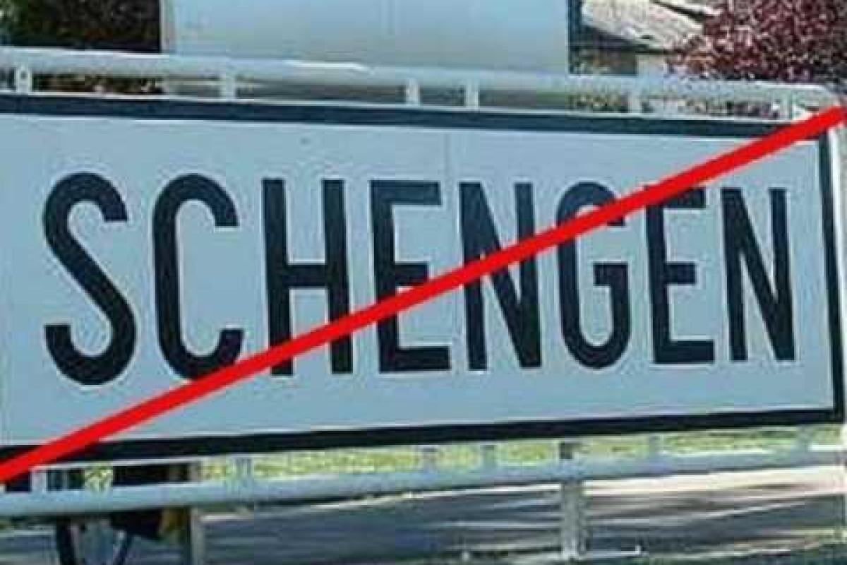 Шенгенская зона оказалась под угрозой развала