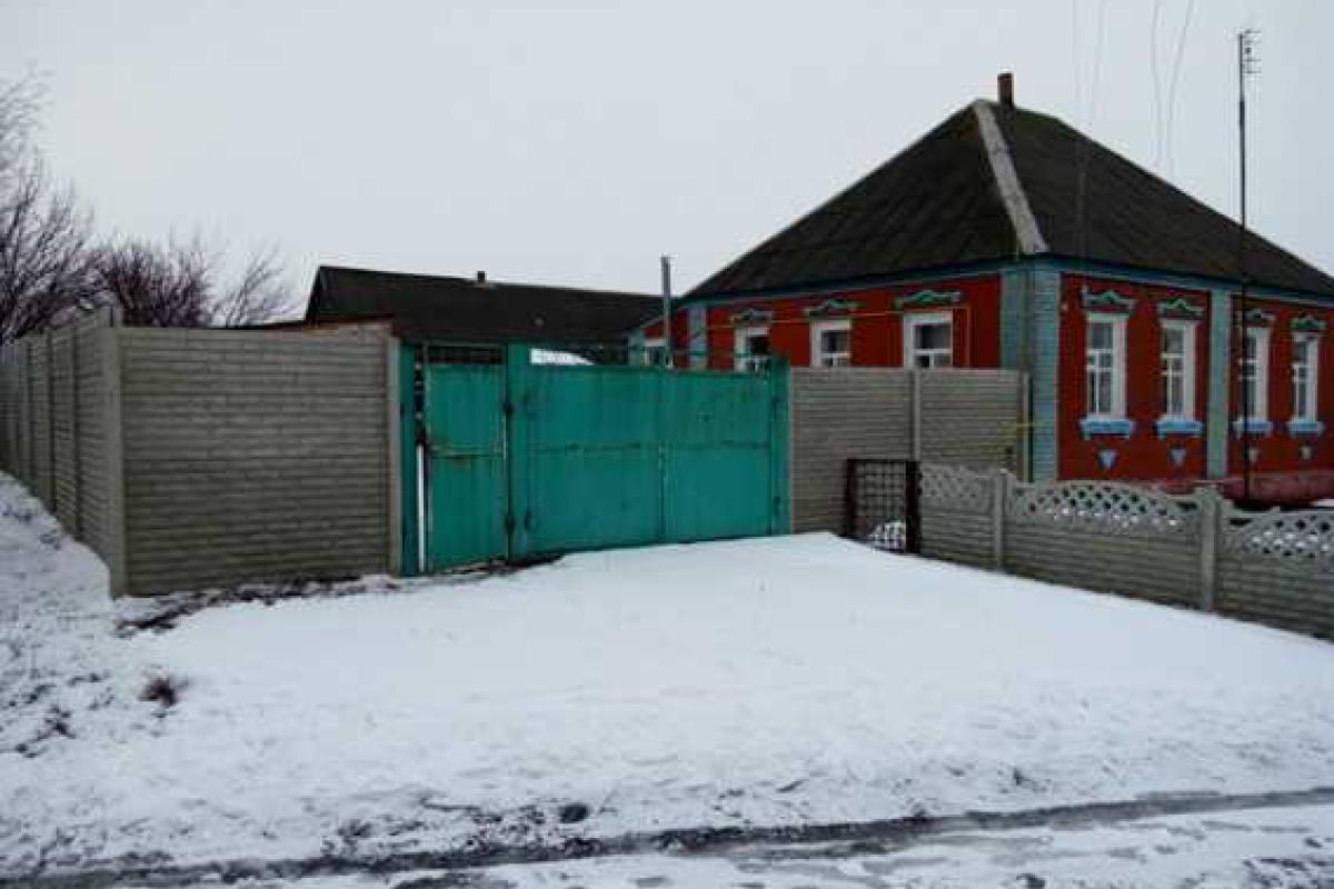 Житель Харьковщины вломился в дом пенсионерки и ограбил ее Житель Харьковщины вломился в дом пенсионерки и ограбил ее