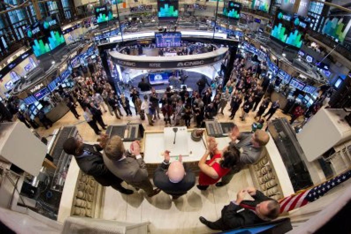 Bloomberg: январь 2016 года стал худшим для бирж за 7 лет Bloomberg: январь 2016 года стал худшим для бирж за 7 лет