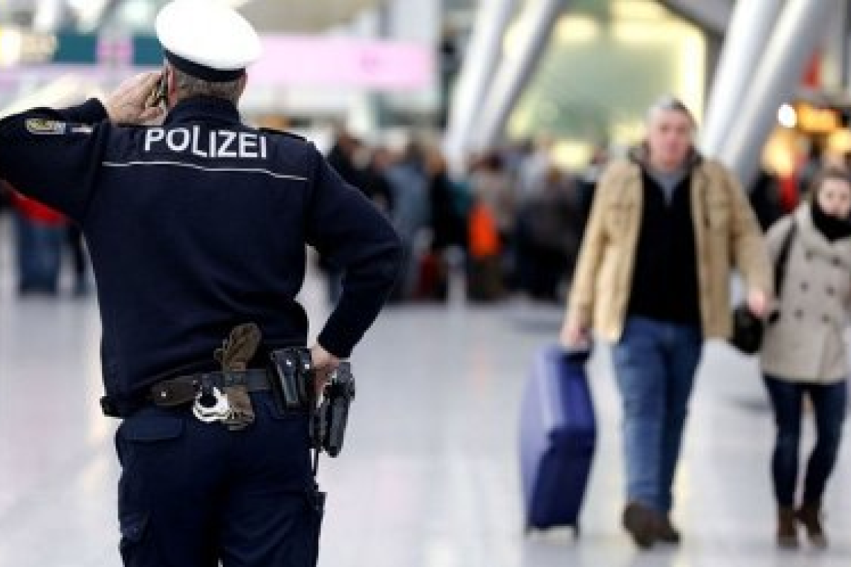 Немецкая прокуратура: Русская девочка из Берлина выдумала историю с похищением и изнасилованием Немецкая прокуратура: Русская девочка из Берлина выдумала историю с похищением и изнасилованием