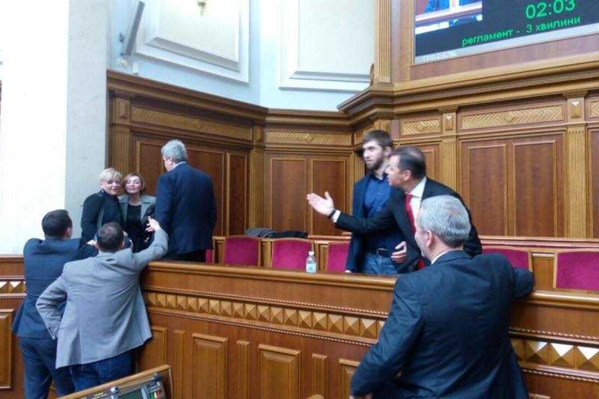 Гонтарева сбежала от неудобного вопроса Ляшко