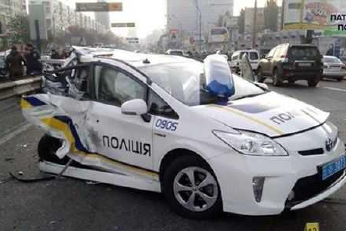 В киевской полиции рассказали, сколько авто разбили патрульные В киевской полиции рассказали, сколько авто разбили патрульные