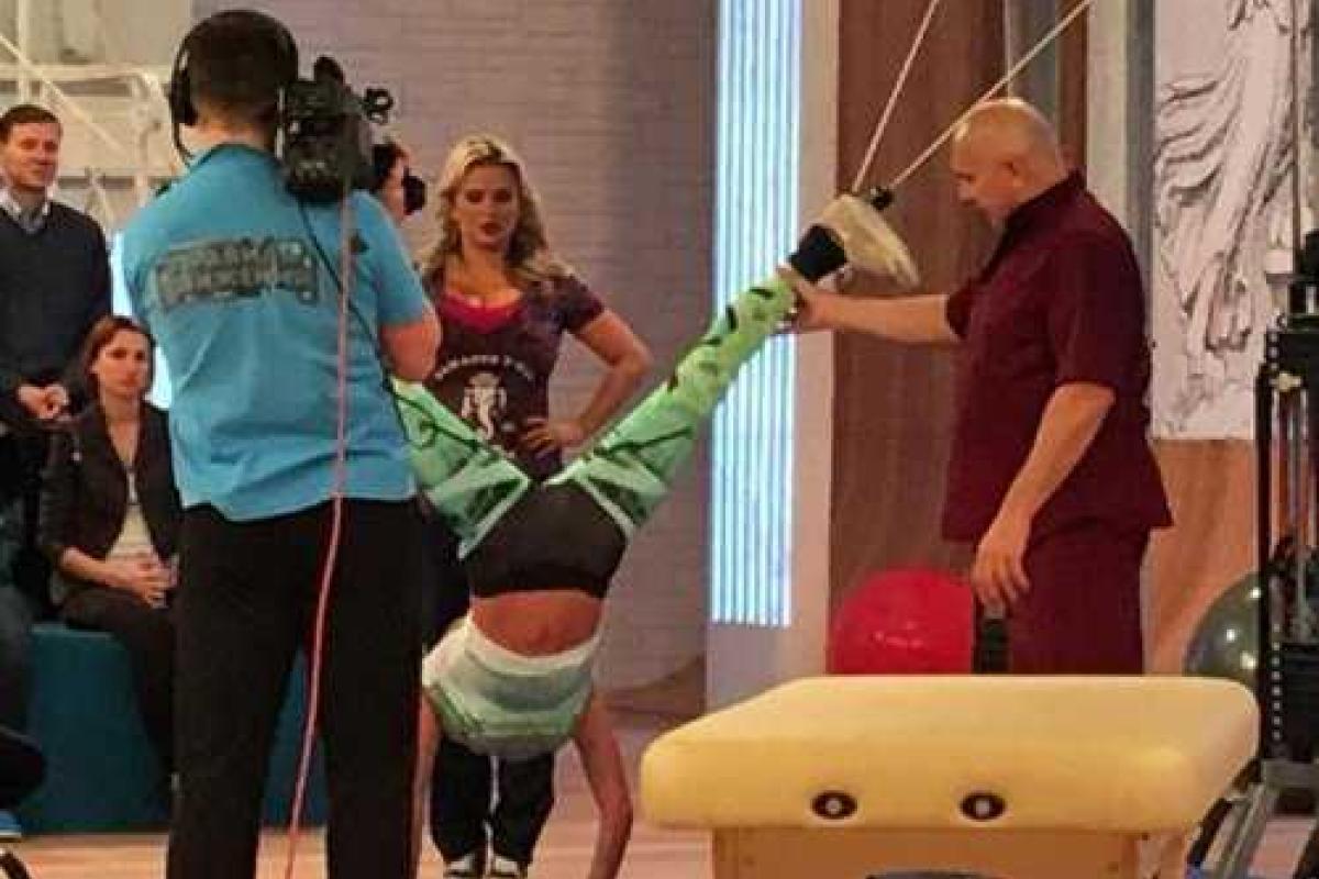 Анна Семенович провела эксперимент над шпагатом Волочковой 