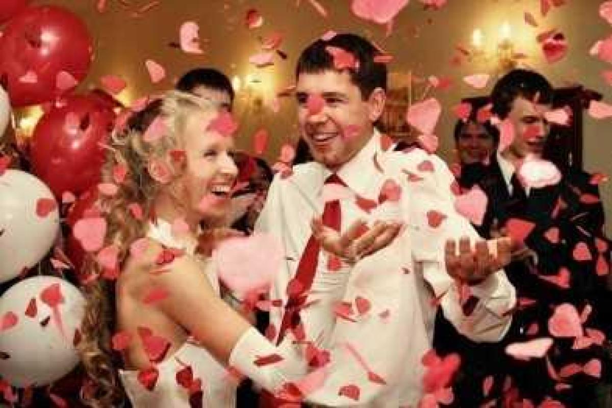 В этом году мариупольцы не будут регистрировать брак в День Святого Валентина В этом году мариупольцы не будут регистрировать брак в День Святого Валентина