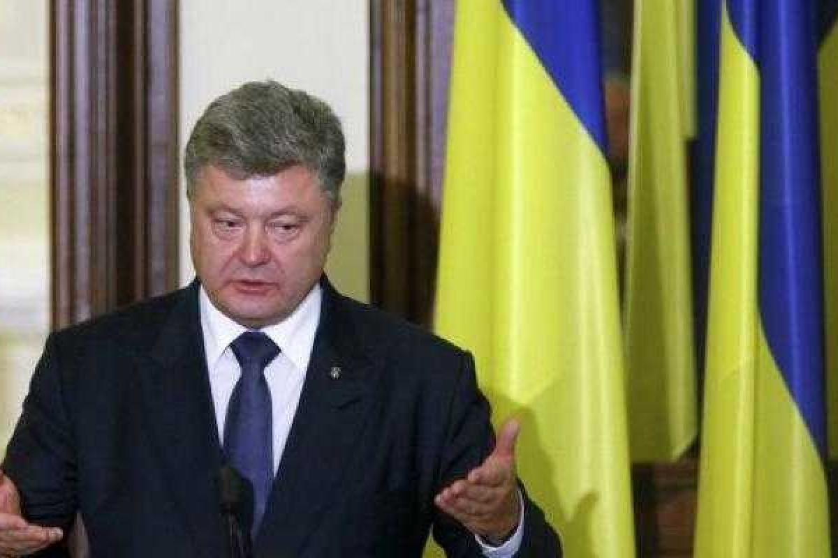 Политический кризис: У Порошенко остались считанные месяцы Политический кризис: У Порошенко остались считанные месяцы