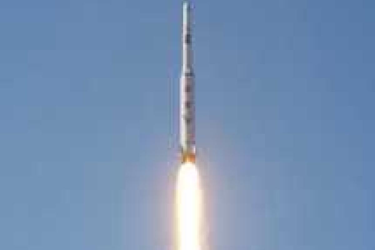 Разведка Южной Кореи заподозрила Россию в поставках деталей для ракеты, запущенной КНДР