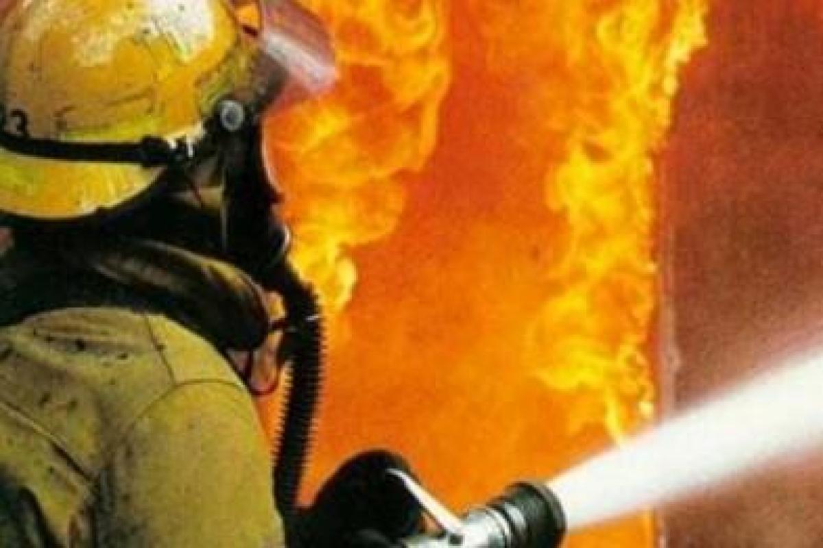 В Волновахе горел рынок  В Волновахе горел рынок