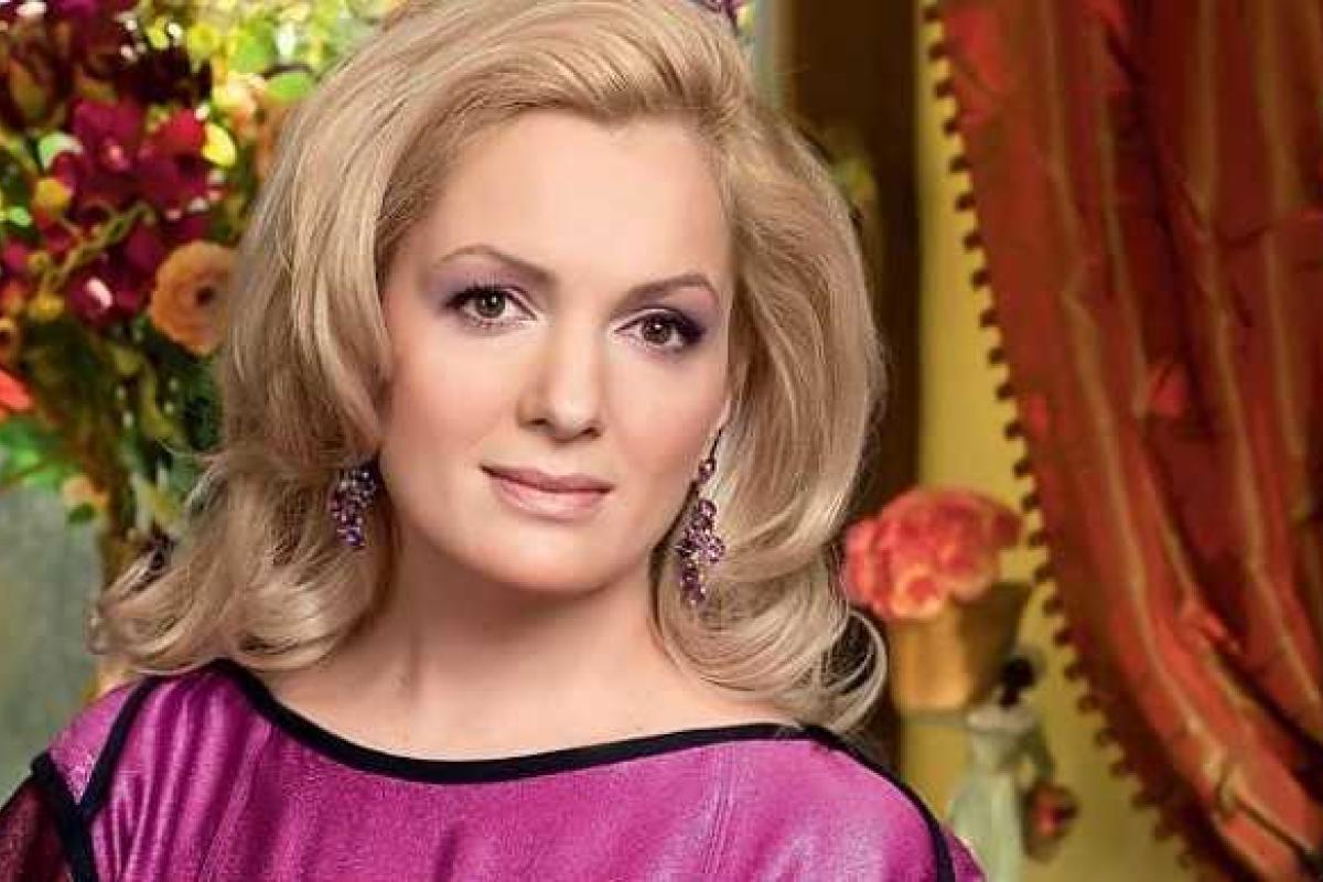 Известная российская актриса в 42 года родила четвертую дочку