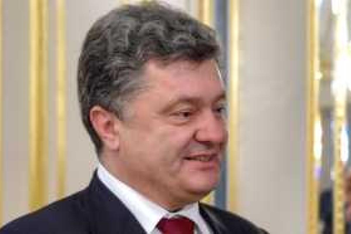 Президент проводит встречу с Айварасом Абромавичусом Президент проводит встречу с Айварасом Абромавичусом