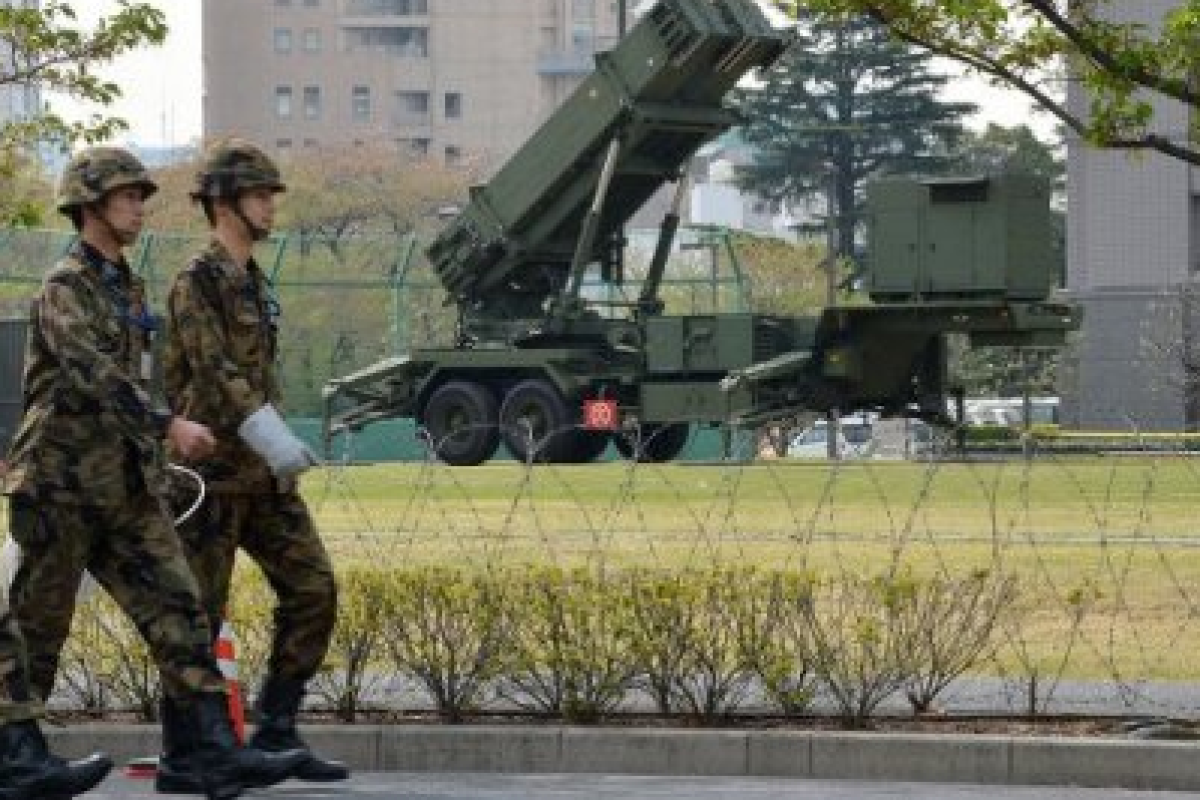 Министр обороны Японии приказал сбить ракету КНДР в случае угрозы