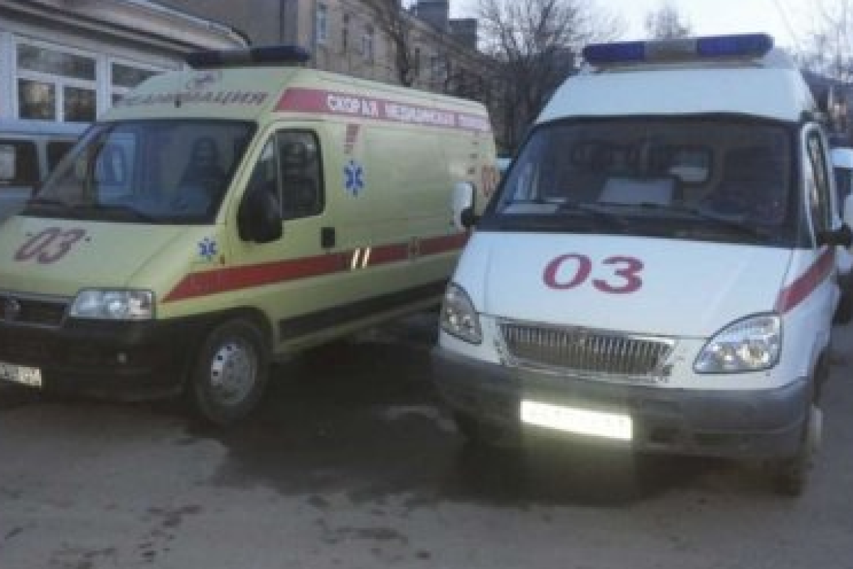 В Москве на заправке неизвестные расстреляли двух человек