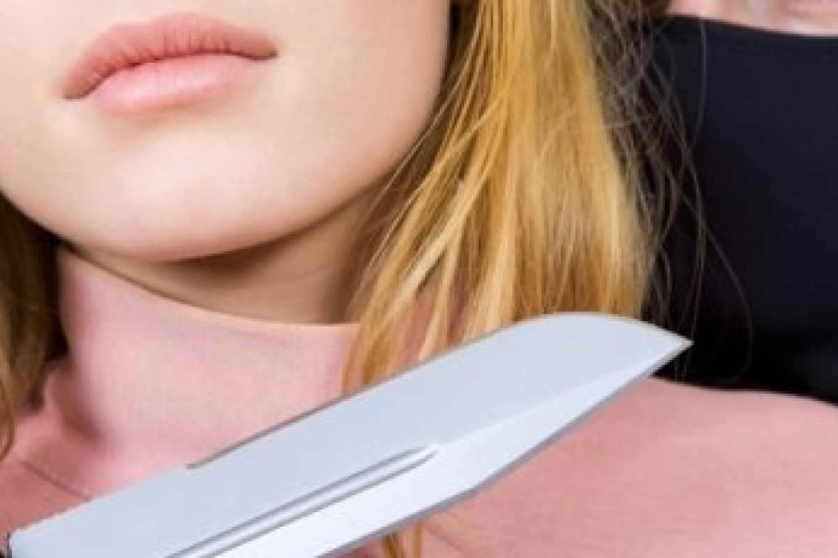 В Канаде школьница ранила ножом девять человек