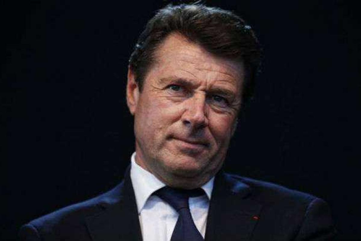 Оккупированный Крым посетил мэр Ниццы, который считает полуостров российским Оккупированный Крым посетил мэр Ниццы, который считает полуостров российским