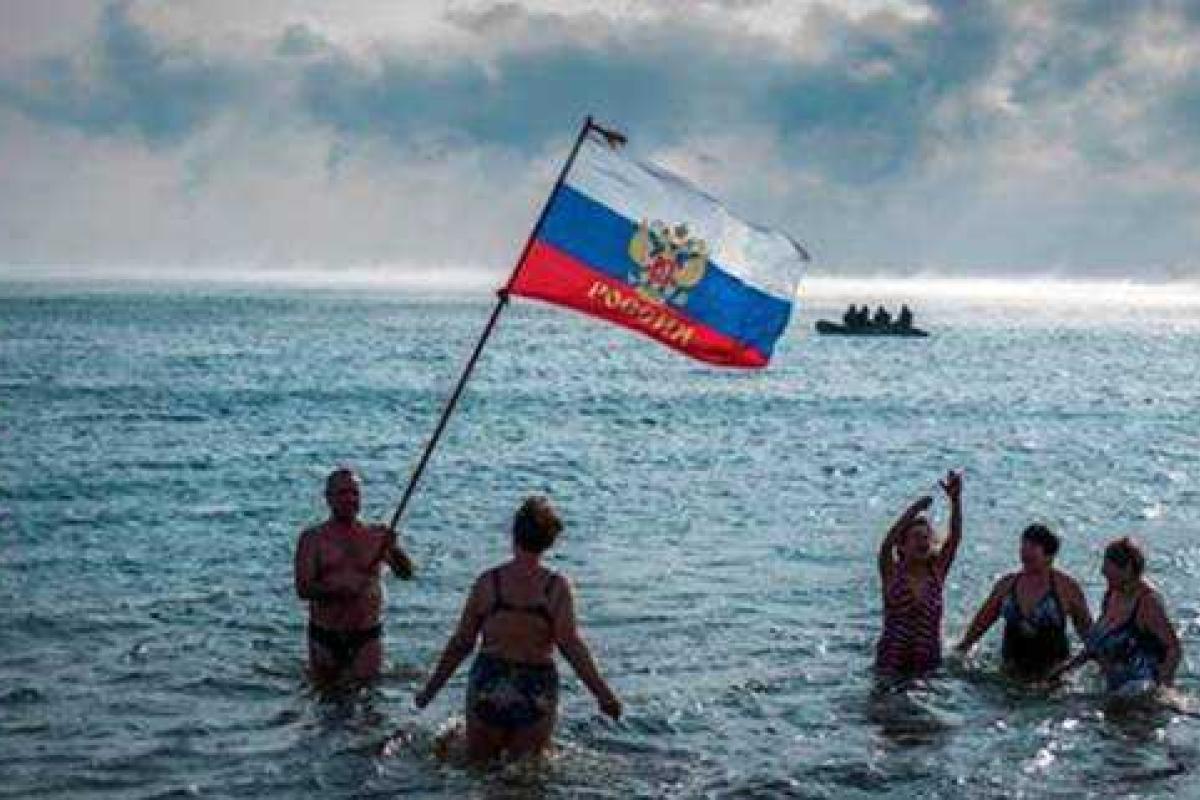 Крымчан раздражают переселенцы со всей России - соцсети Крымчан раздражают переселенцы со всей России - соцсети