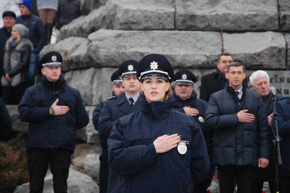 В Черкассах на службу заступают 256 патрульных полицейских В Черкассах на службу заступают 256 патрульных полицейских