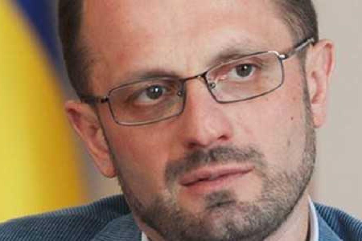 Бессмертный: За год Украина перечислила на оккупированную территорию 34 млрд. грн.