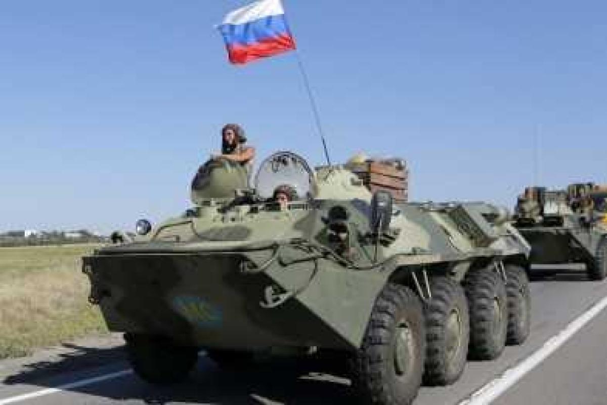 Через пункт пропуска «Новоазовск» зашла колонна бронетехники из РФ Через пункт пропуска «Новоазовск» зашла колонна бронетехники из РФ