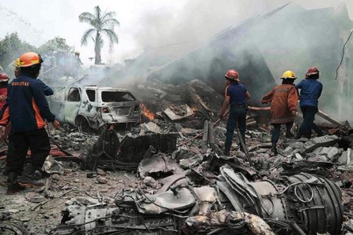 В Эквадоре разбился самолет, погибли 22 человека