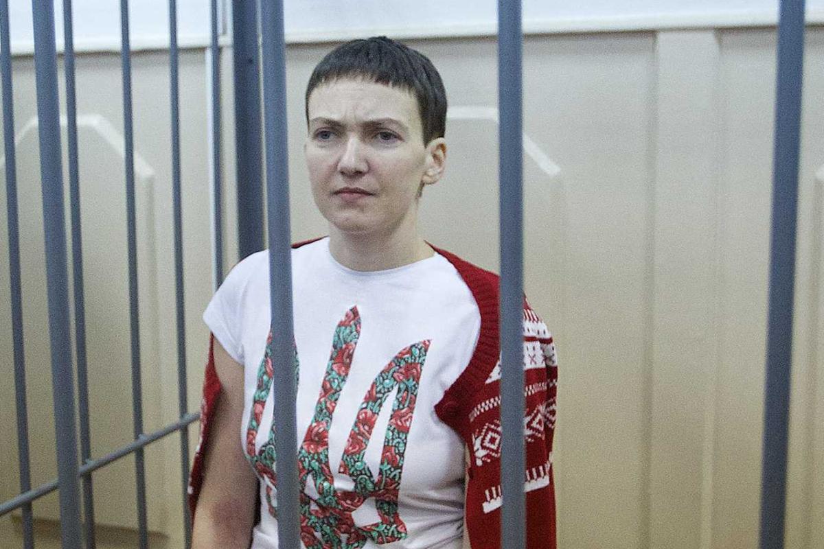 Надежда Савченко начала пить воду