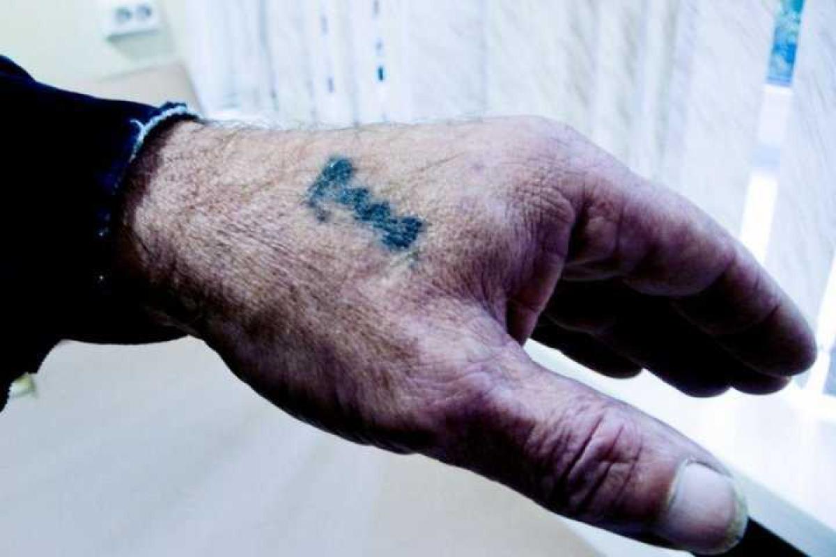 В России найден труп мужчины с татуировкой «Валя»