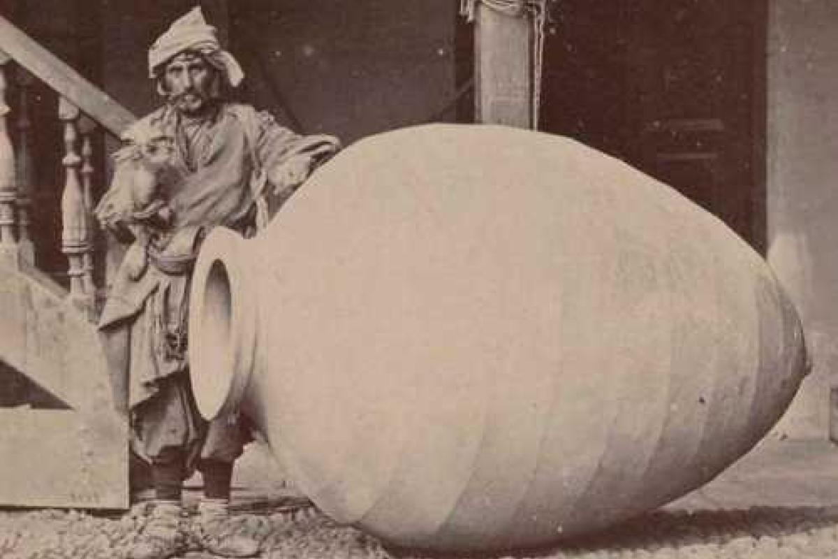 В Грузии геологи обнаружили 1200-летний кувшин с чистой водой 