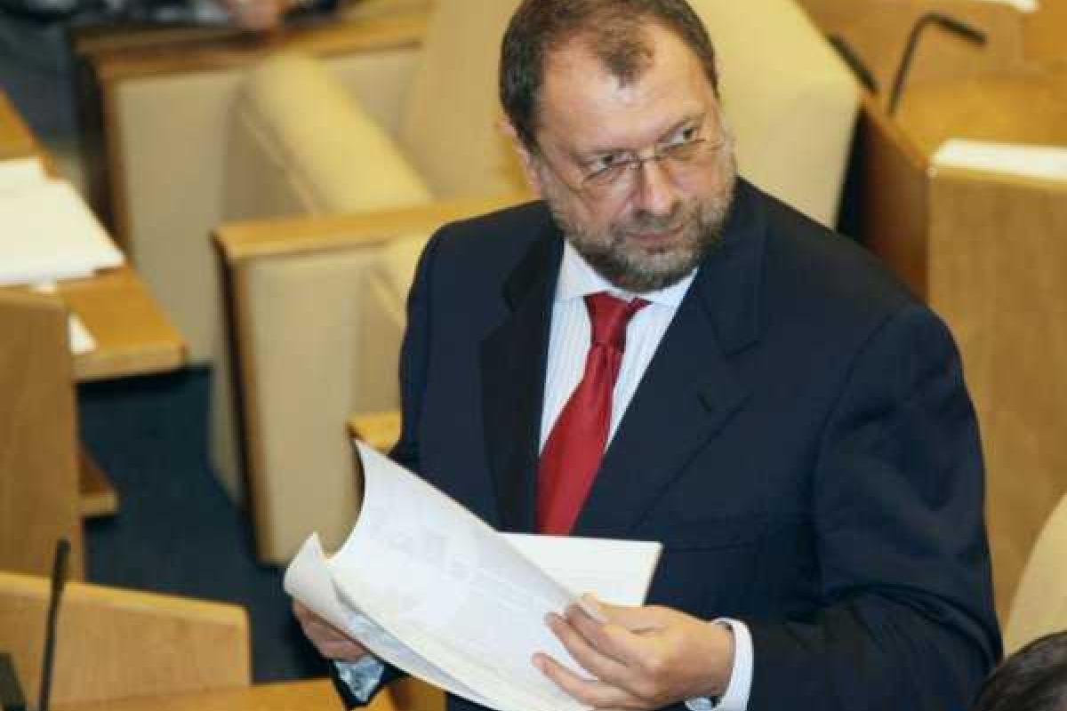 Депутат Госдумы РФ Владислав Резник объявлен в международный розыск 