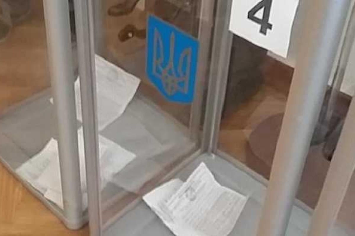 КИУ: Подвоз избирателей к участкам в Кривом Роге приобретает системный характер КИУ: Подвоз избирателей к участкам в Кривом Роге приобретает системный характер