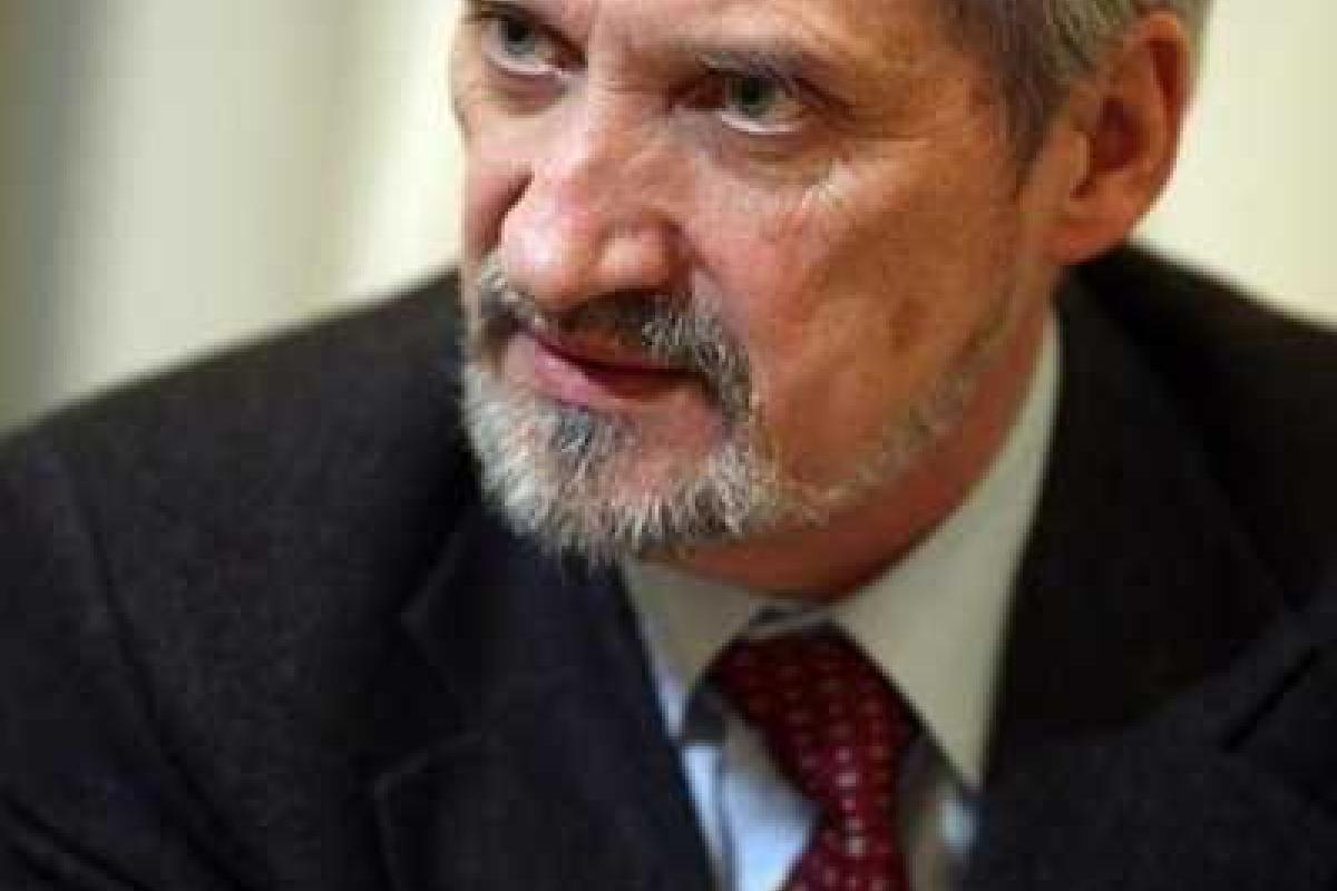 Министр обороны Польши: В деле о крушении самолета под Смоленском есть новые важные данные 