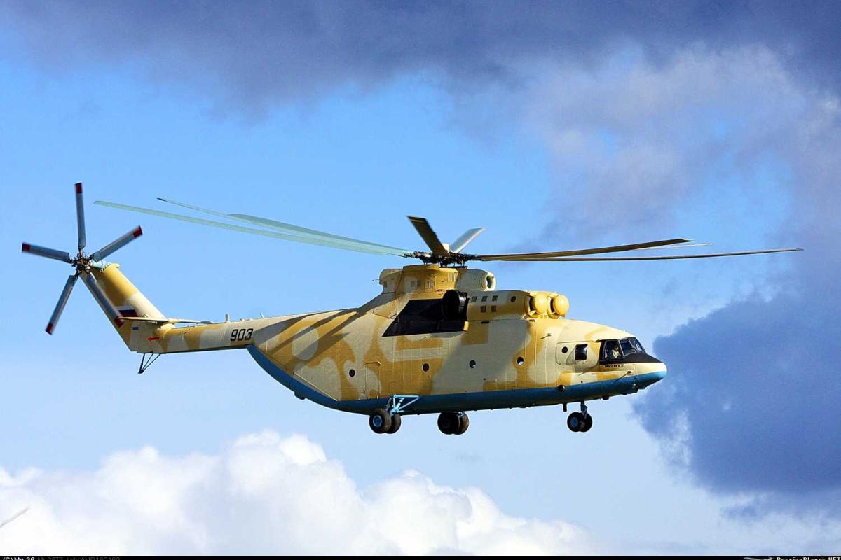 В Сахаре разбился вертолет, 12 человек погибли