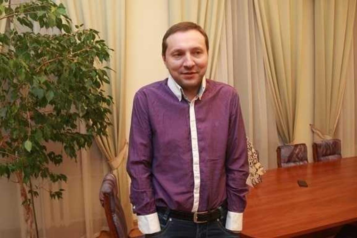 Стала известна зарплата министра информационной политики Юрия Стеця