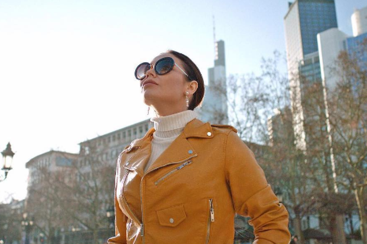 Ляйсан Утяшева намекнула поклонникам на третью беременность