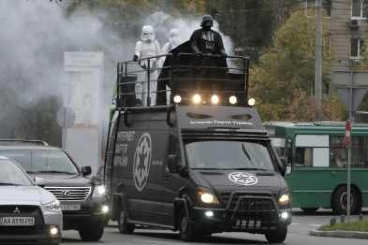 Одесские полицейские арестовали авто Дарта Вейдера Одесские полицейские арестовали авто Дарта Вейдера