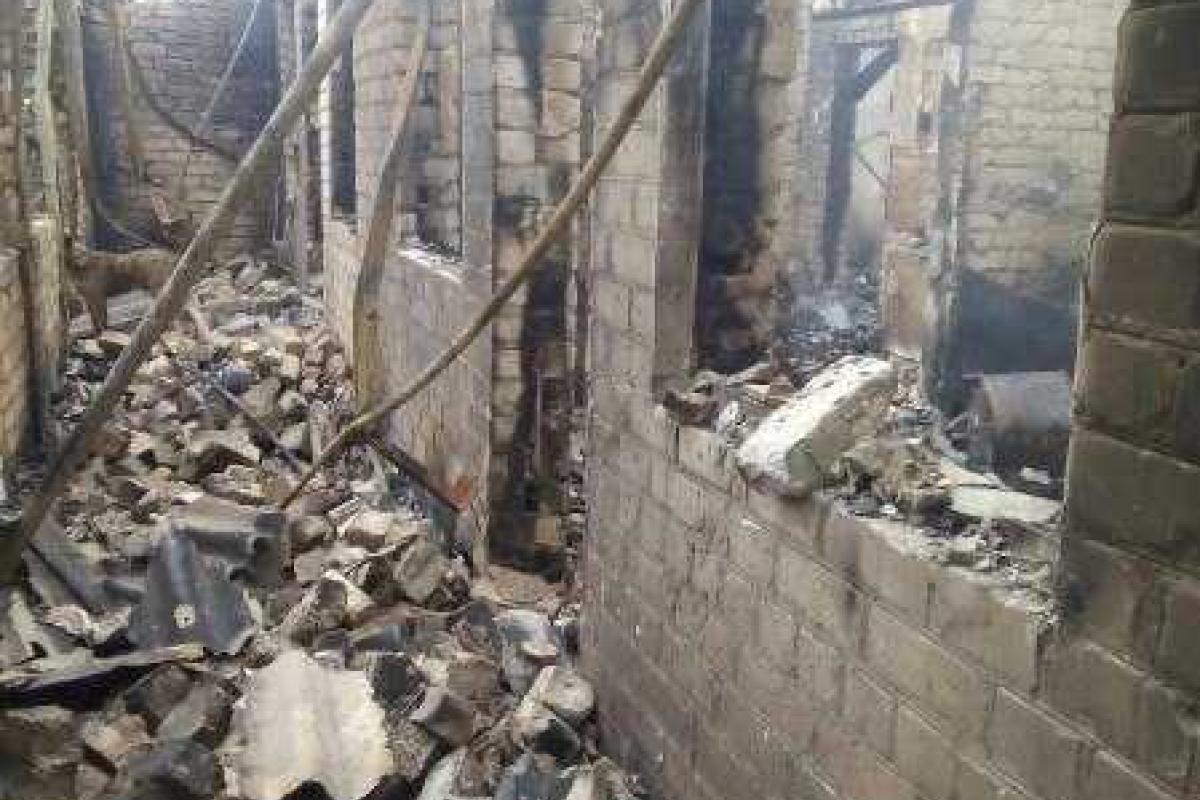 В Горловке горел приют для бездомных животных  В Горловке горел приют для бездомных животных