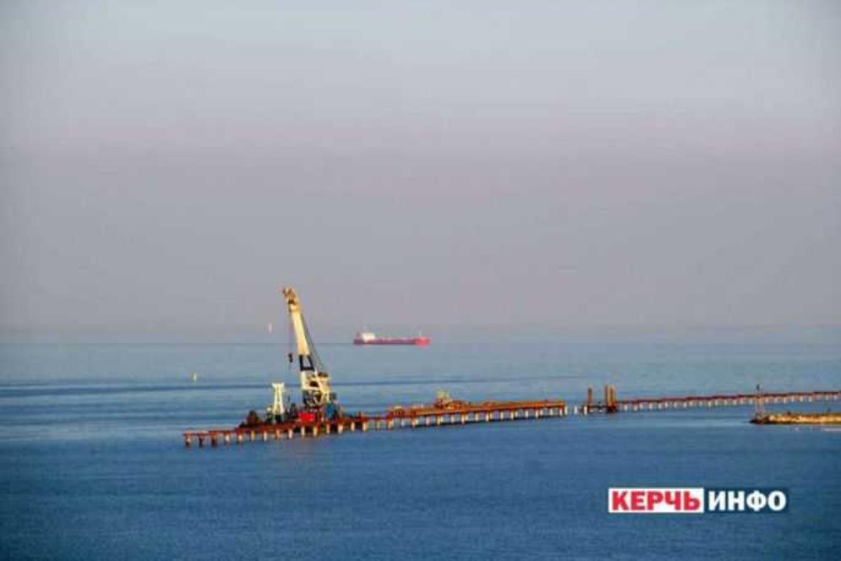 Мост в Крым построить невозможно - эксперты Мост в Крым построить невозможно - эксперты