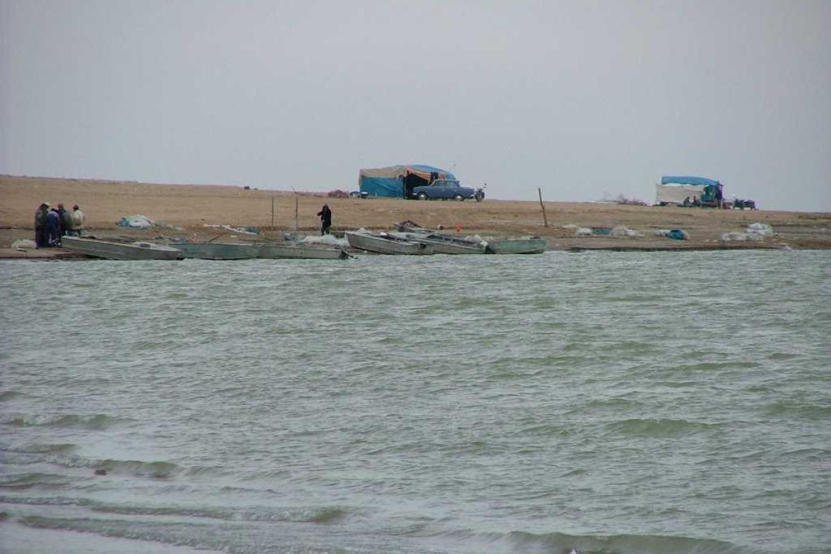 В Херсонской области исчезли в море рыбаки В Херсонской области исчезли в море рыбаки
